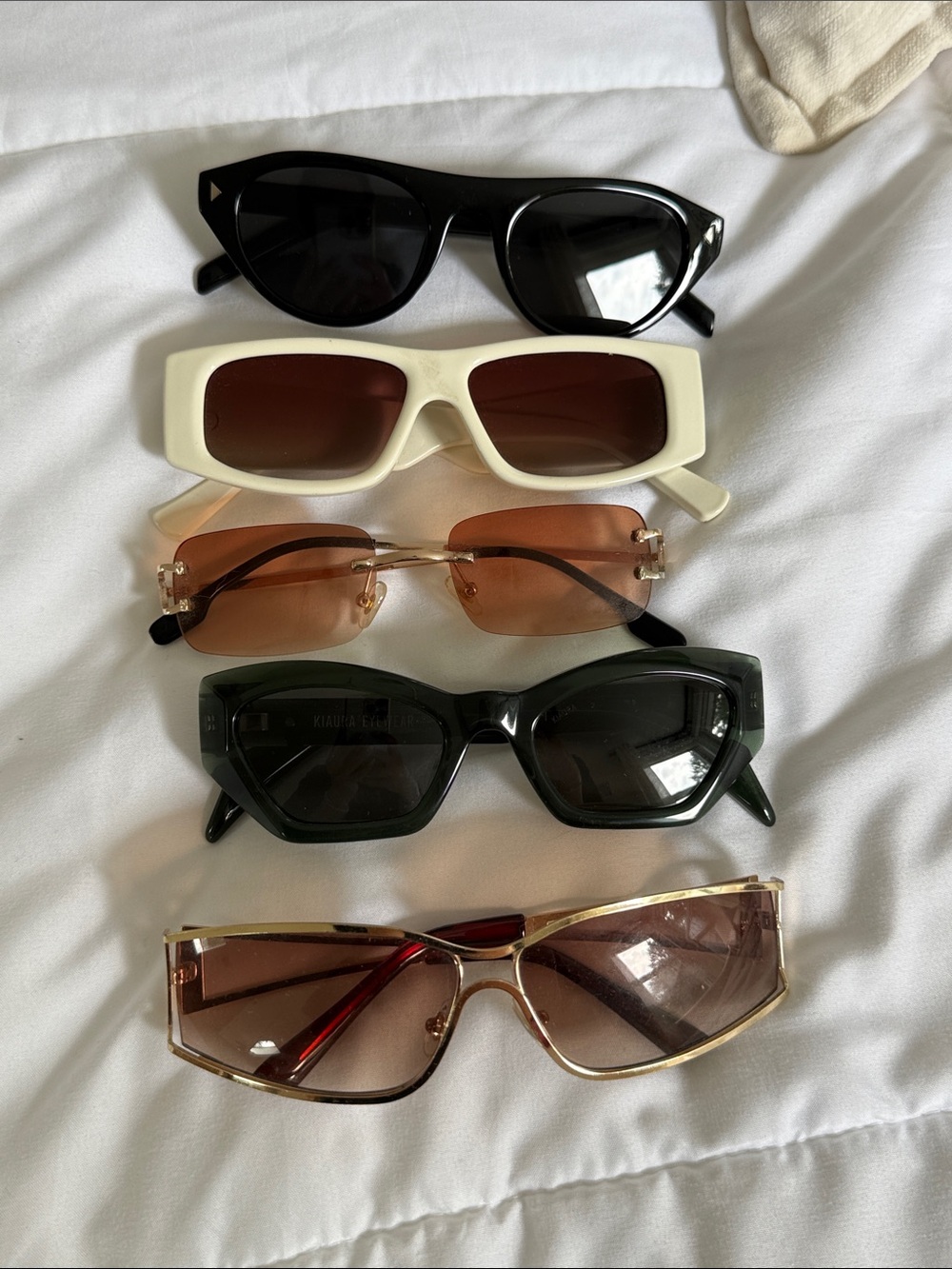 Set of 5 mixed trendy Women's Sunglasses